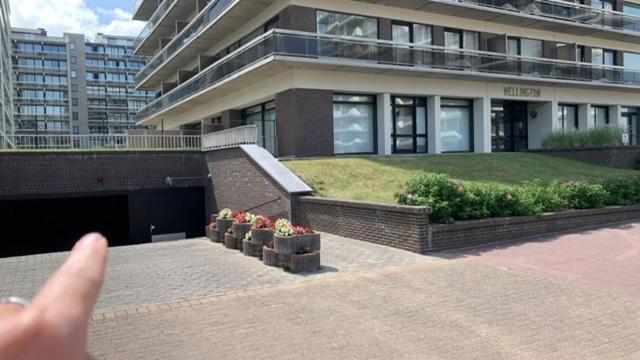 Superbe Studio Avec Une Magnifique Vue Sur La Mer. De Panne Exterior foto